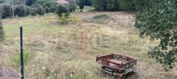 Land in Saint-Quentin-la-Poterie, France No. 292430 2