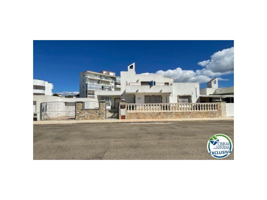 3 Schlafzimmer Haus in Roses, Spain, Nr. 207683