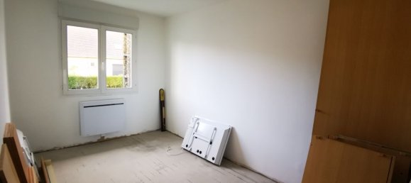 3 bedrooms House in Dargnies, France No. 52102 8