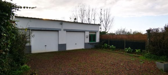 3 bedrooms House in Dargnies, France No. 52102 9