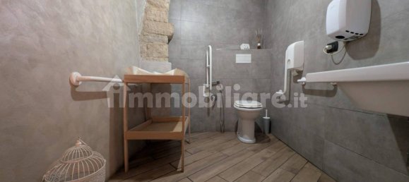 Imóvel comercial de 5 divisões em Gubbio, Italy N.º 307776 14