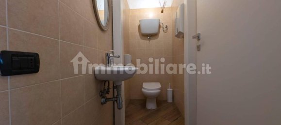 Imóvel comercial de 5 divisões em Gubbio, Italy N.º 307776 15