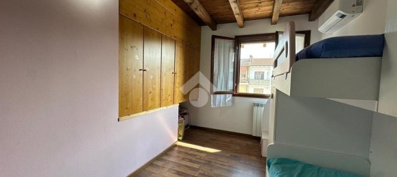 2 bedrooms House in Motta Visconti, Italy No. 353083 17