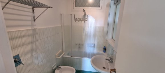 3 rooms Apartment in Rapallo, Italy No. 251388 5