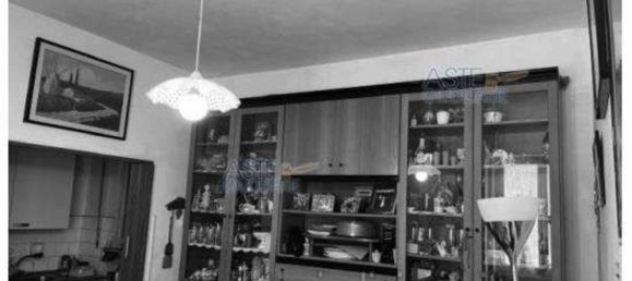 4 rooms Apartment in Livorno, Italy No. 41726 21