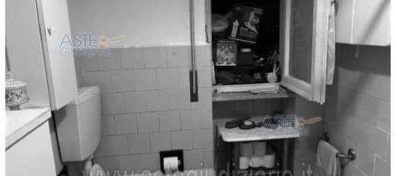 4 rooms Apartment in Livorno, Italy No. 41726 33