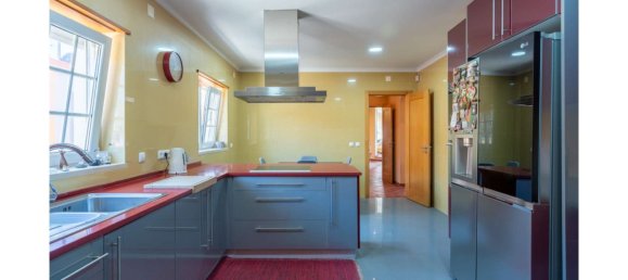 3 bedrooms House in Sintra, Portugal No. 49649 7