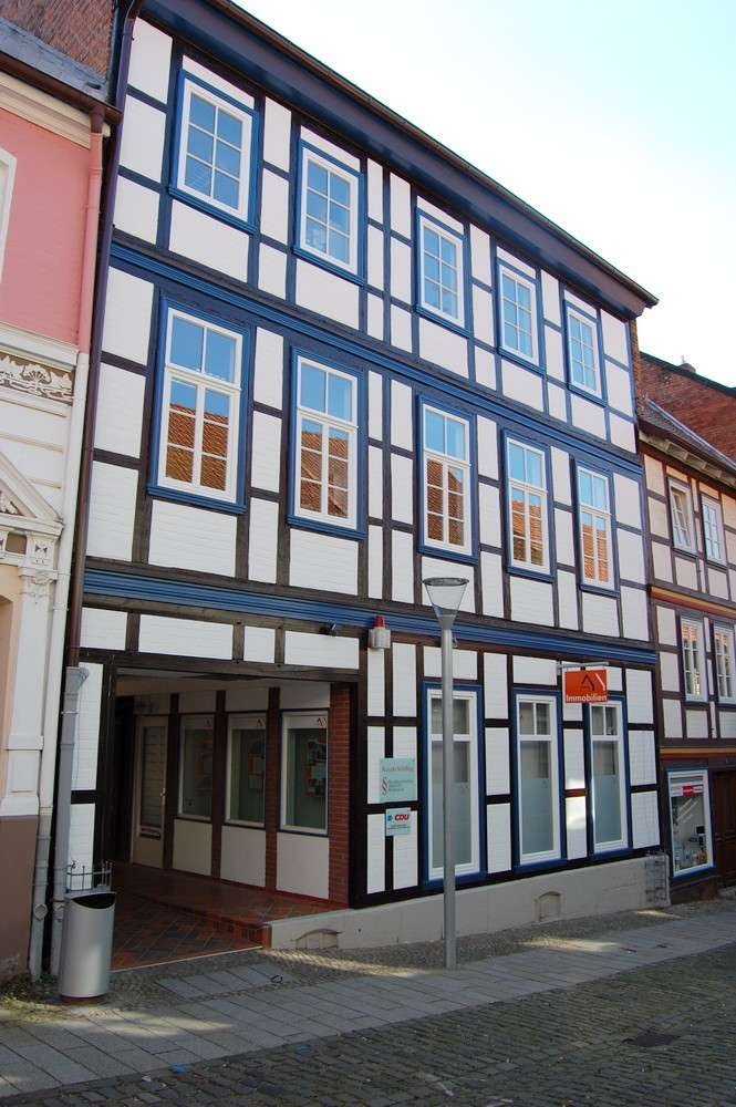 Edificio de 7 dormitorios en Hildesheim, Germany No. 164803