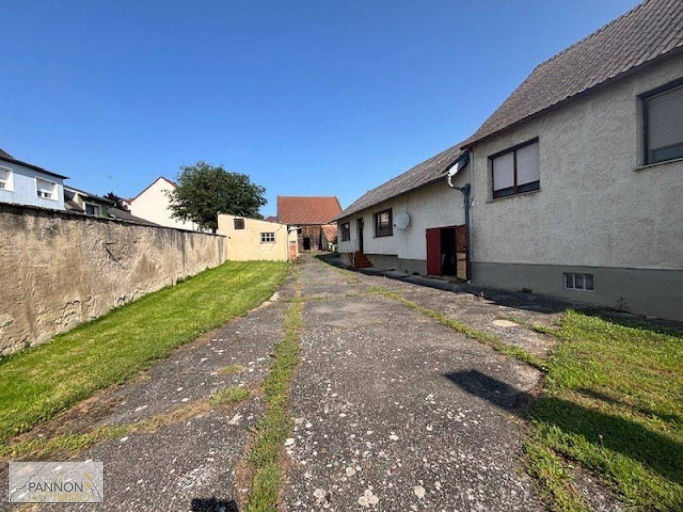 8 rooms House in Eisenstadt Umgebung, Austria No. 194830