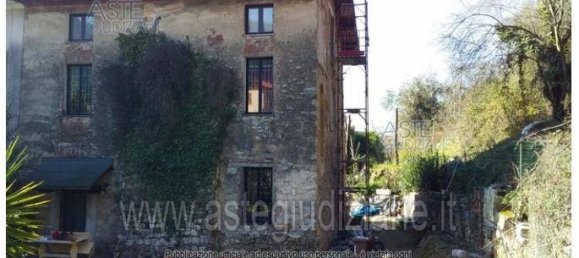 5 rooms Apartment in Massarosa, Italy No. 280816 3