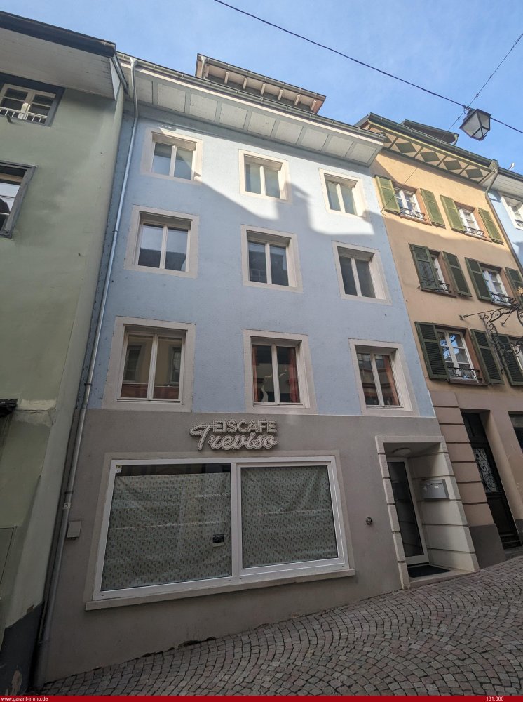 Edificio de 7 dormitorios en Waldshut, Germany No. 954