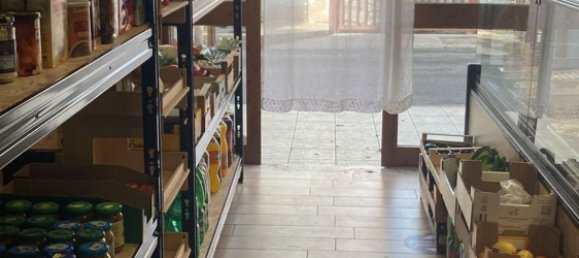 Коммерческая недвижимость с 2 комнатами в Тиволи, Италия № 256407 2