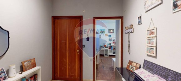 Apartamento de 3 dormitorios en Genoa, Italy No. 41545 18