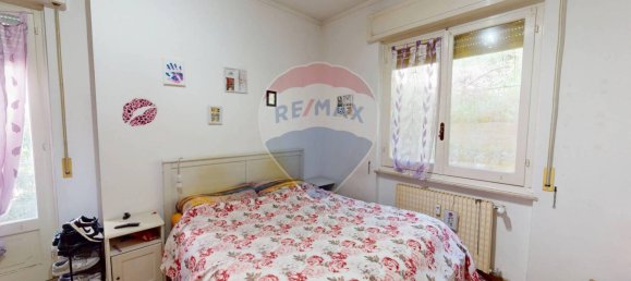 Apartamento de 3 dormitorios en Genoa, Italy No. 41545 32