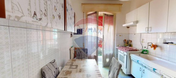Apartamento de 3 dormitorios en Genoa, Italy No. 41545 19