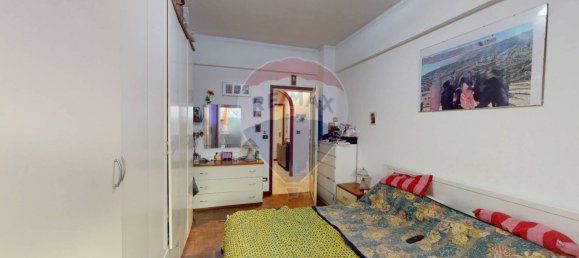 Apartamento de 3 dormitorios en Genoa, Italy No. 41545 30