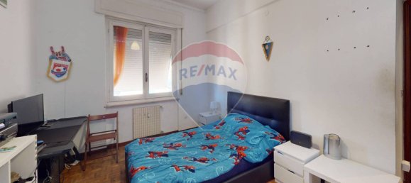 Apartamento de 3 dormitorios en Genoa, Italy No. 41545 9