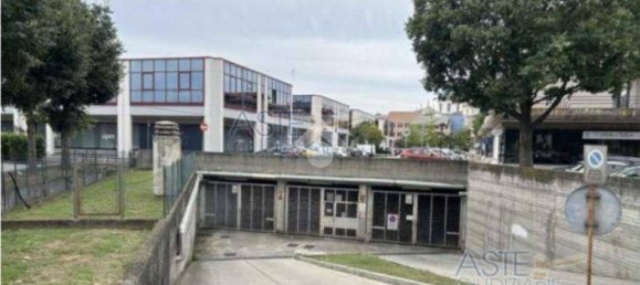 Apartamento de 3 dormitorios en Montichiari, Italy No. 317912 9