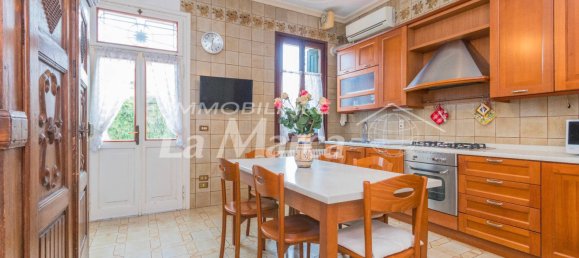 Вилла с 4 спальнями в Тревизо, Италия № 77543 19