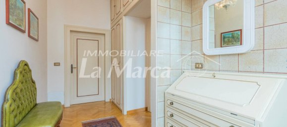 Вилла с 4 спальнями в Тревизо, Италия № 77543 23