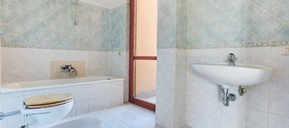 3 rooms Penthouse in Rome, Italy No. 170046 14