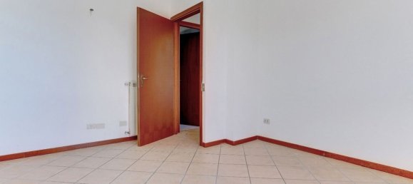 3 rooms Penthouse in Rome, Italy No. 170046 16