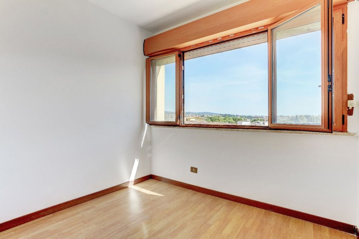 3 rooms Penthouse in Rome, Italy No. 170046