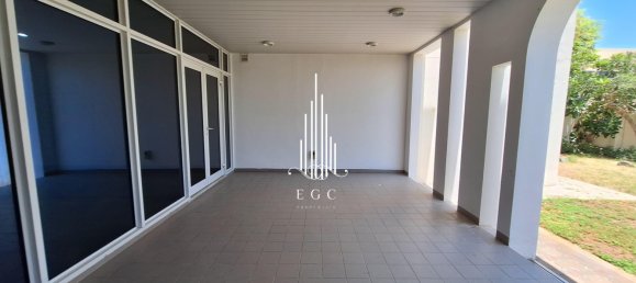 5 chambres Villa à Abu Dhabi, UAE No. 31195 11