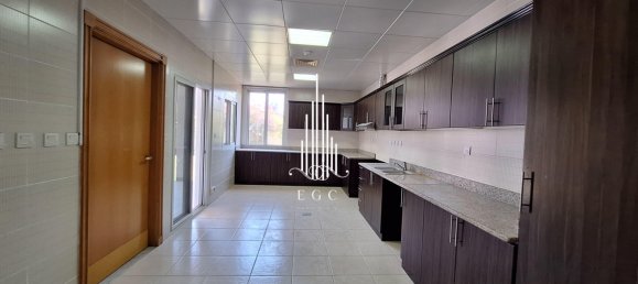 5 chambres Villa à Abu Dhabi, UAE No. 31195 23