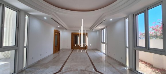 5 chambres Villa à Abu Dhabi, UAE No. 31195 8