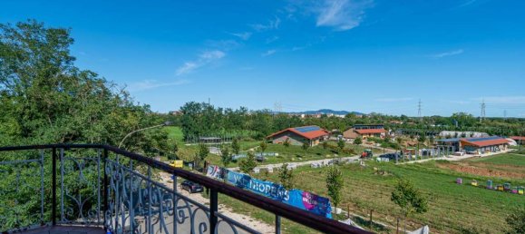 392m² Building in Orbassano, Italy No. 117969 3