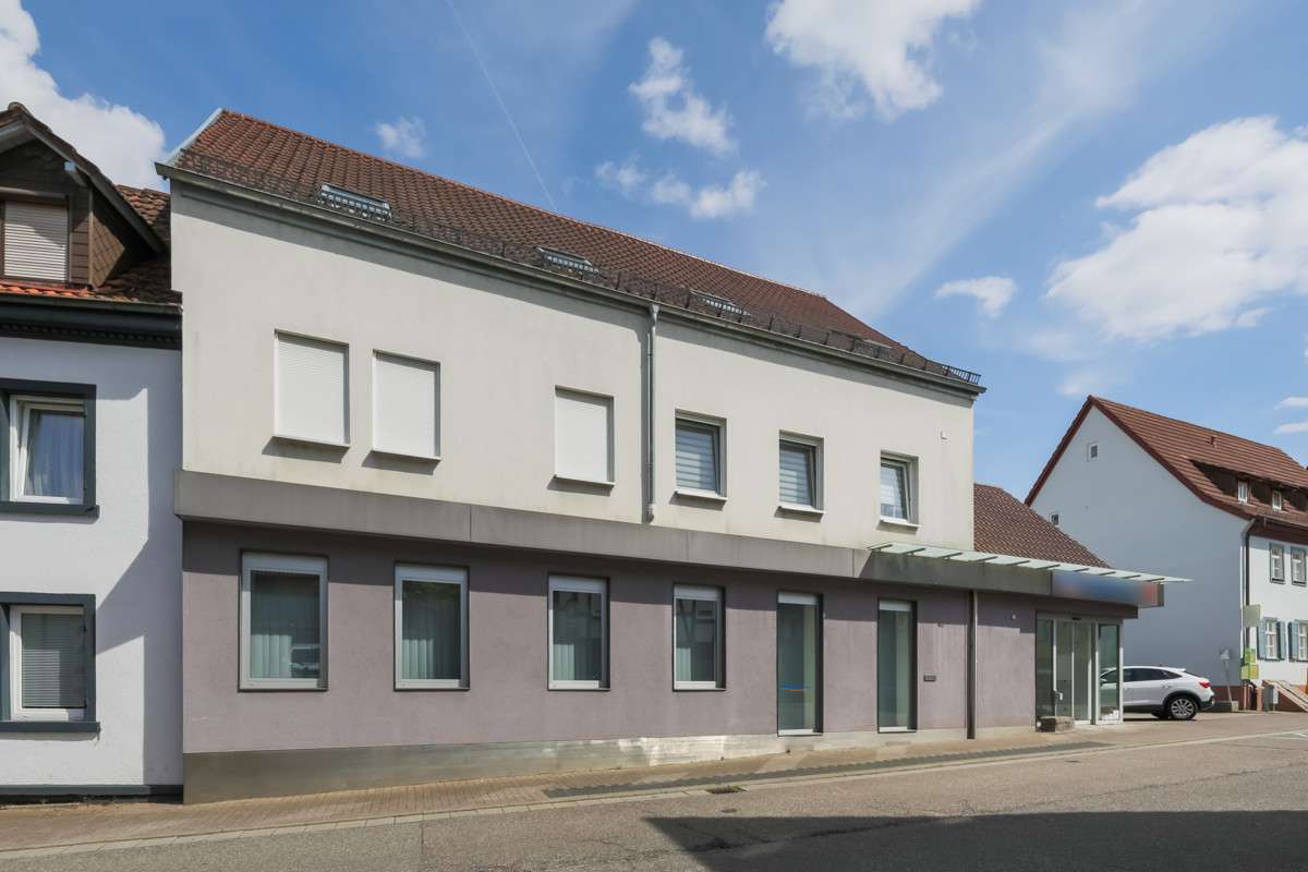 Bureau à Enzkreis, Germany 230m² No. 367011