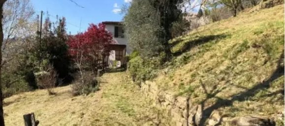 5 rooms House in Adrara San Martino, Italy No. 80982 22