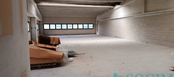 300m² Warehouse in Lurago Marinone, Italy No. 64759 14