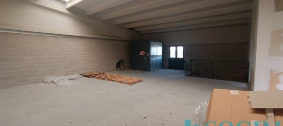 300m² Warehouse in Lurago Marinone, Italy No. 64759 7