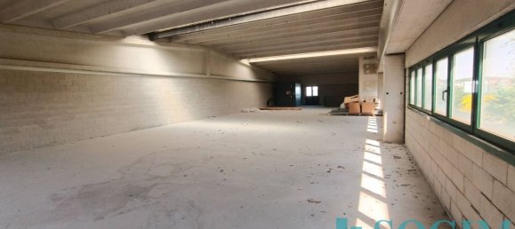 300m² Warehouse in Lurago Marinone, Italy No. 64759 12