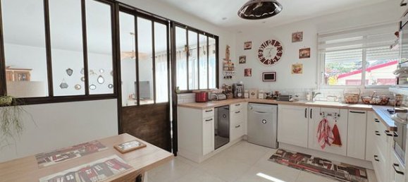 3 Schlafzimmer Haus in Dompierre-sur-Mer, France, Nr. 289450 5