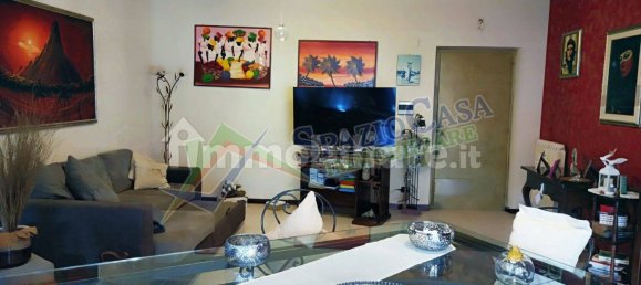 Квартира с 2 спальнями в Джулианова, Италия № 210753 3