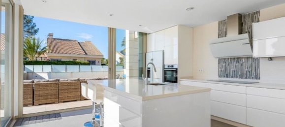 6 غرف نوم فيلا في La Zenia, Spain رقم 183589 8