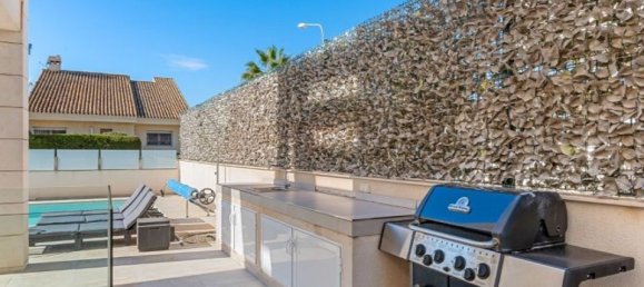 6 غرف نوم فيلا في La Zenia, Spain رقم 183589 42