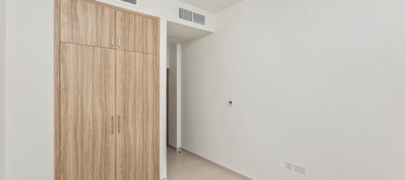 Вилла с 2 спальнями в Dubai Land, ОАЭ № 111159 7