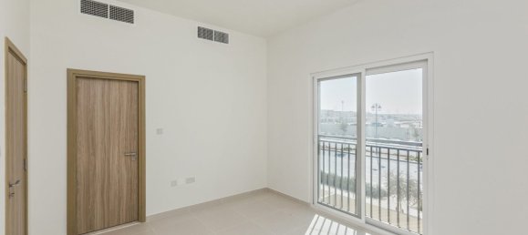 Вилла с 2 спальнями в Dubai Land, ОАЭ № 111159 3