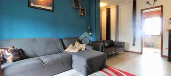 3 rooms Apartment in Creazzo, Italy No. 265134 7