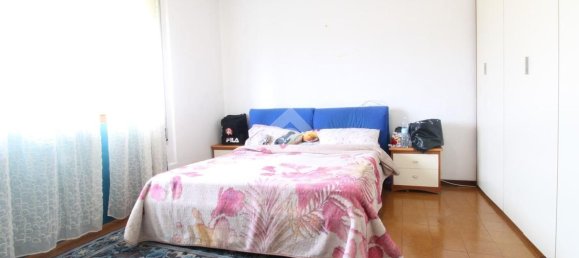 3 rooms Apartment in Creazzo, Italy No. 265134 11