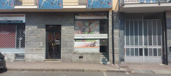 42m² Commercial property in Brandizzo, Italy No. 371469 8