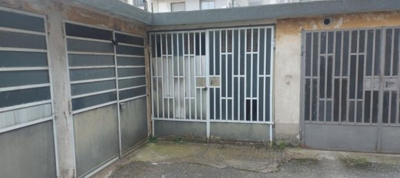 42m² Commercial property in Brandizzo, Italy No. 371469 5