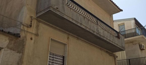 4 rooms House in Pachino, Italy No. 61170 17