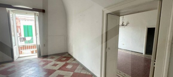 3 rooms Apartment in Molfetta, Italy No. 17186 4