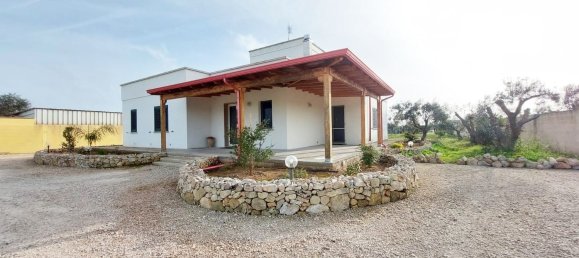 4 rooms House in Lecce, Italy No. 35433 33