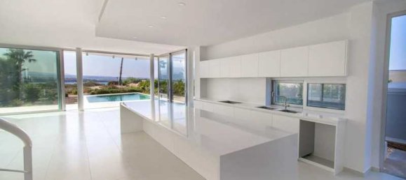 Дом с 5 спальнями в Пейя, Кипр № 15816 5